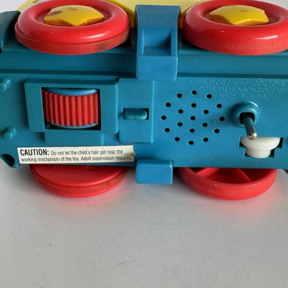 Vintage 1998 Tyco Sesame Street Elmo Motorized Car Track/Gym Toy  Works‎